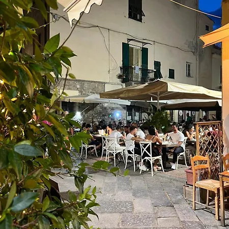 Casa L'ulivo דירה אלבניה